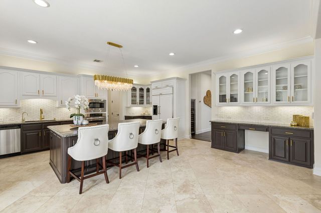 305 Corral Court, Southlake, TX 76092