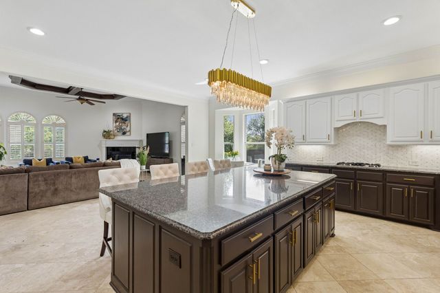305 Corral Court, Southlake, TX 76092