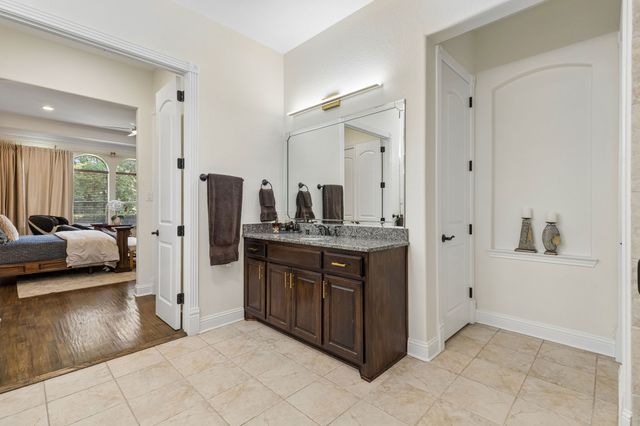 305 Corral Court, Southlake, TX 76092