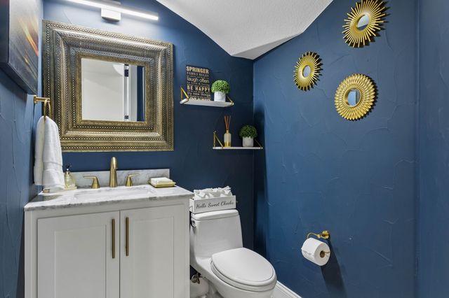 305 Corral Court, Southlake, TX 76092