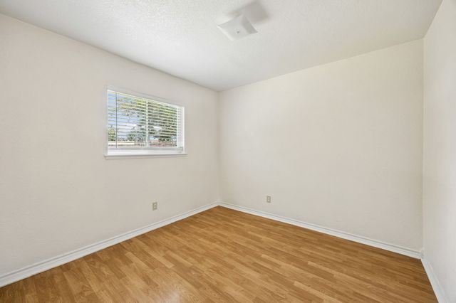 6221 Pine Street, Rowlett, TX 75089
