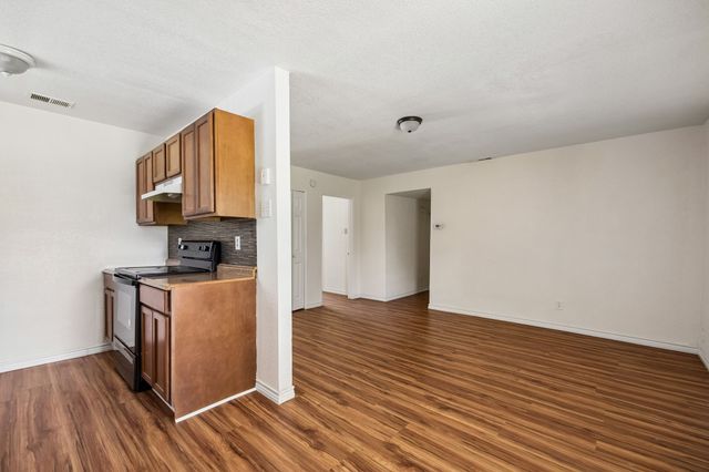 6221 Pine Street, Rowlett, TX 75089