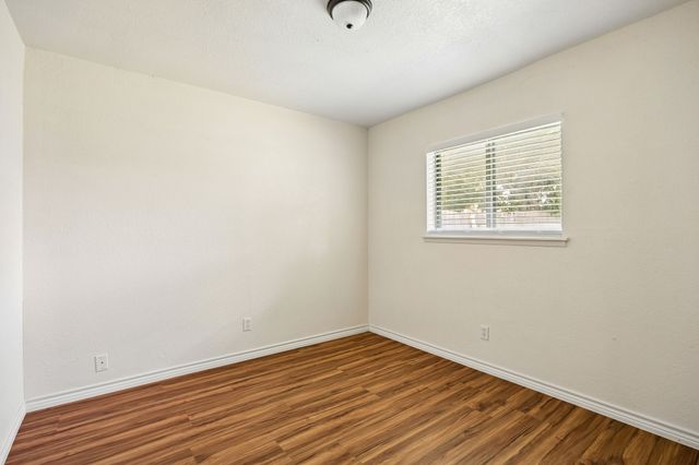 6221 Pine Street, Rowlett, TX 75089