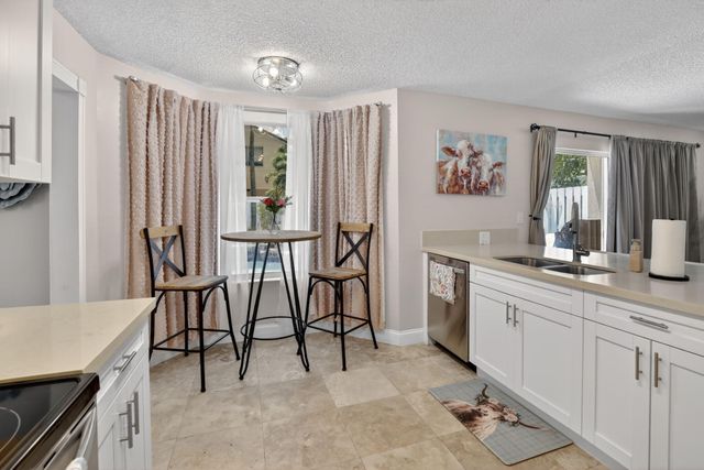 19064 NW 13th Street, Pembroke Pines, FL 33029