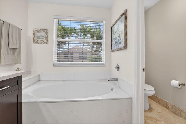 19064 NW 13th Street, Pembroke Pines, FL 33029