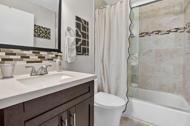 19064 NW 13th Street, Pembroke Pines, FL 33029