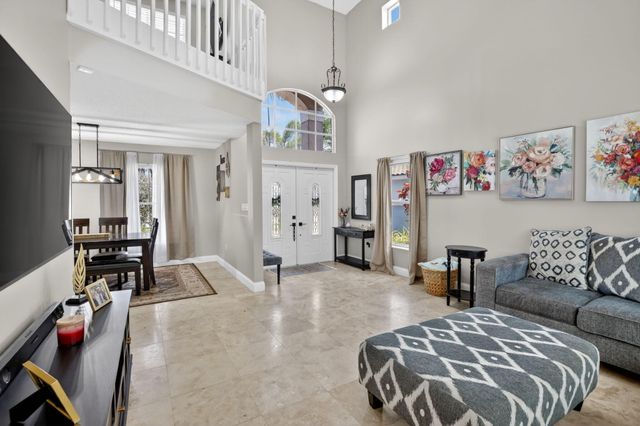 19064 NW 13th Street, Pembroke Pines, FL 33029