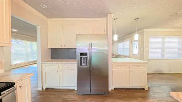 6002 Beaudry Drive, Houston, TX 77035