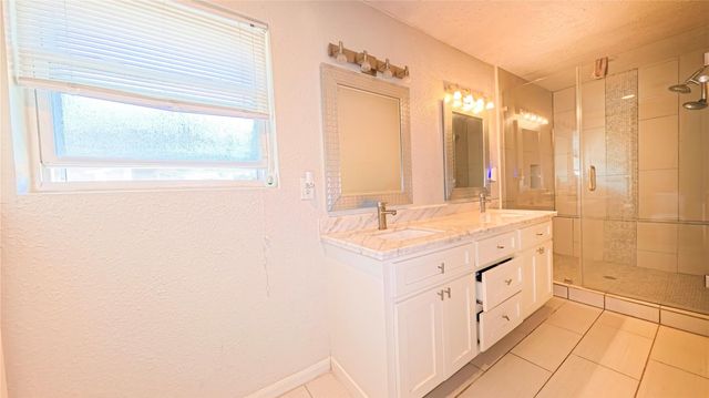 6002 Beaudry Drive, Houston, TX 77035