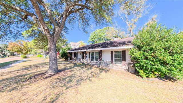 6002 Beaudry Drive, Houston, TX 77035