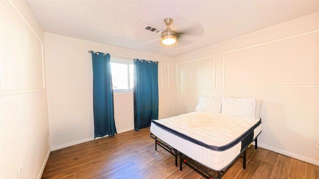 6002 Beaudry Drive, Houston, TX 77035