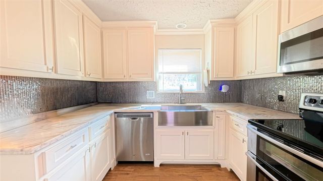 6002 Beaudry Drive, Houston, TX 77035