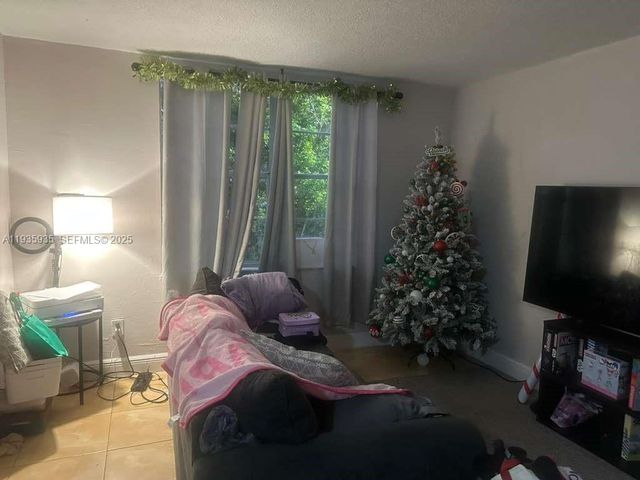 1875 W 56th Street 301, Hialeah, FL 33012