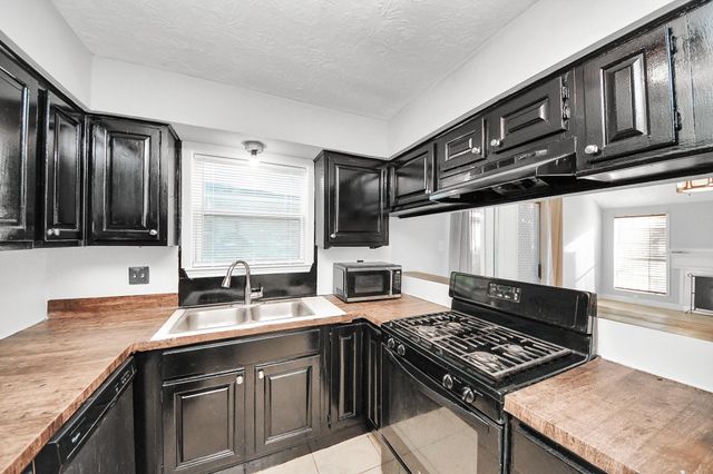 7303 Prairie Village Drive, Cypress, TX 77433