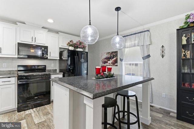 2027 BEATTY DR, Morrisville, PA 19067