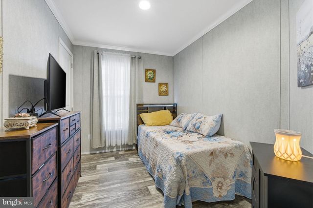 2027 BEATTY DR, Morrisville, PA 19067