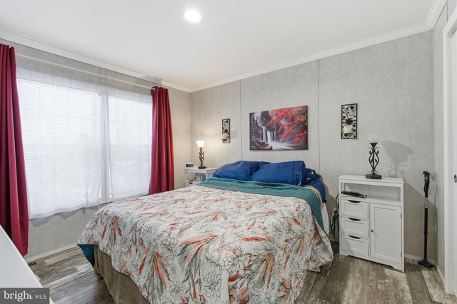 2027 BEATTY DR, Morrisville, PA 19067