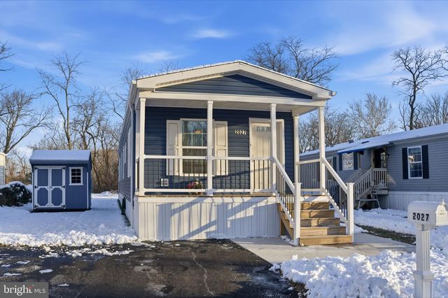 2027 BEATTY DR, Morrisville, PA 19067