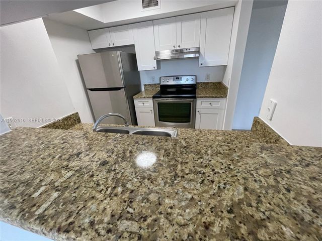 4840 N State Road 7 6202, Coconut Creek, FL 33073