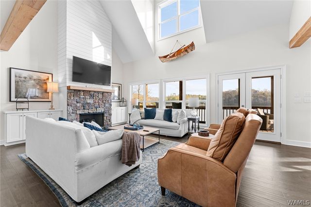 10943 Lawrenceville, Northport, AL 35475