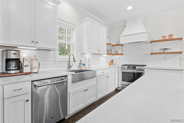 10943 Lawrenceville, Northport, AL 35475