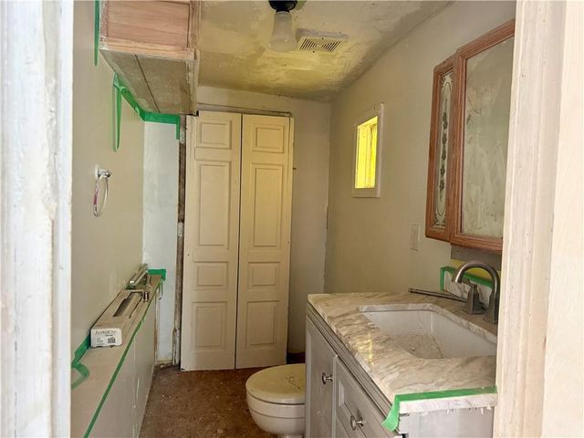 2335 Chelsea Avenue, Kansas City, MO 64127