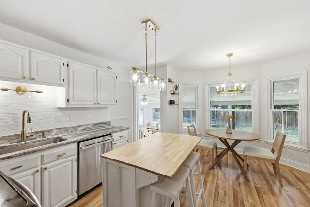 102 Garbon Drive, Summerville, SC 29485