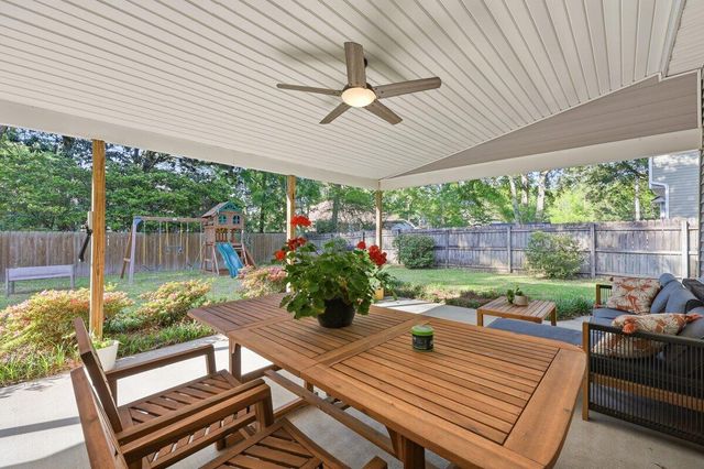 102 Garbon Drive, Summerville, SC 29485