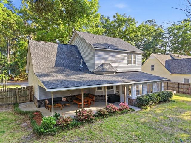 102 Garbon Drive, Summerville, SC 29485
