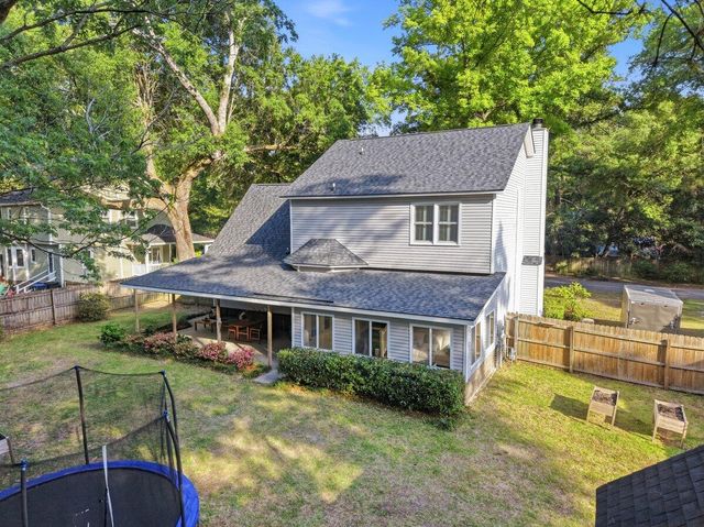 102 Garbon Drive, Summerville, SC 29485