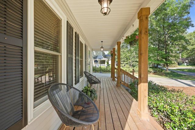 102 Garbon Drive, Summerville, SC 29485