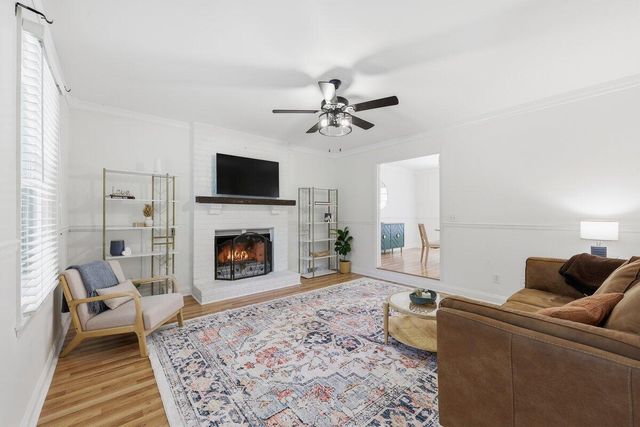 102 Garbon Drive, Summerville, SC 29485