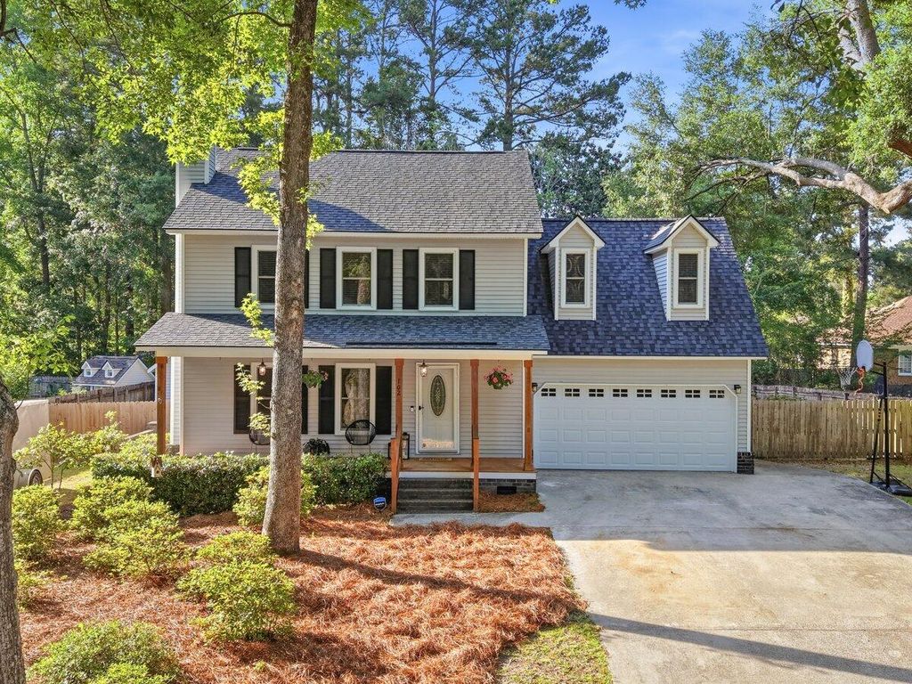 102 Garbon Drive, Summerville, SC 29485