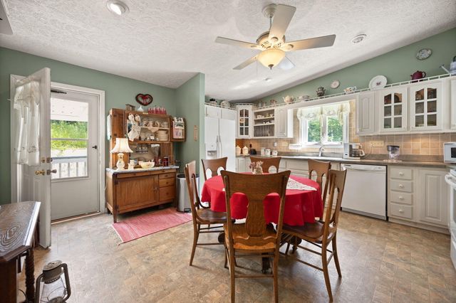 67 Balcony Bend Road, Jamestown, KY 42629