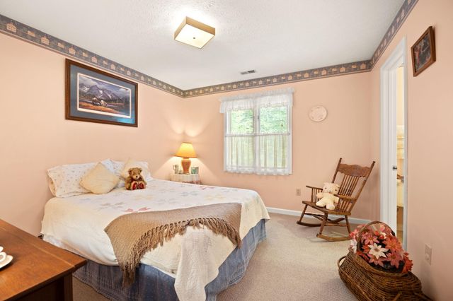 67 Balcony Bend Road, Jamestown, KY 42629