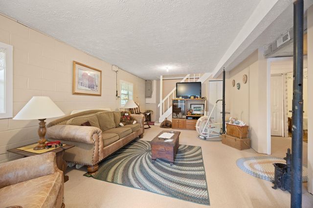 67 Balcony Bend Road, Jamestown, KY 42629