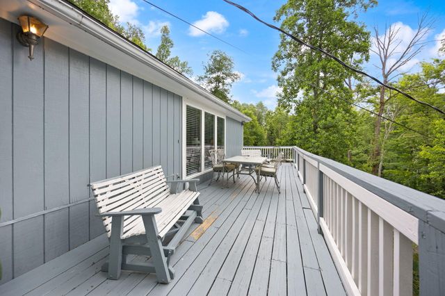 67 Balcony Bend Road, Jamestown, KY 42629