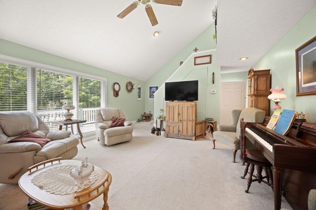 67 Balcony Bend Road, Jamestown, KY 42629
