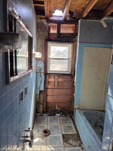 10511 S yates Avenue, Chicago, IL 60617