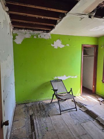 10511 S yates Avenue, Chicago, IL 60617