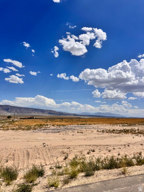 240 S JAMES WAY # 8, Cedar Fort, UT 84013 — exterior