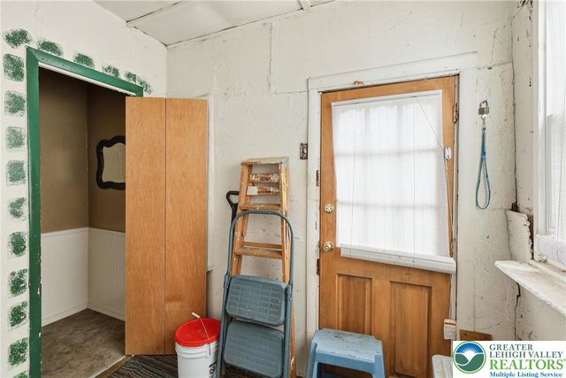 45 E Cumberland, Allentown City, PA 18103