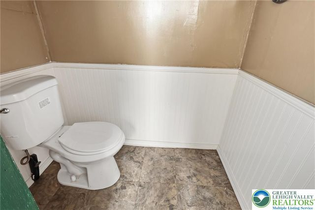 45 E Cumberland, Allentown City, PA 18103