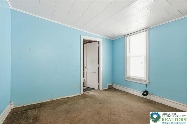 45 E Cumberland, Allentown City, PA 18103