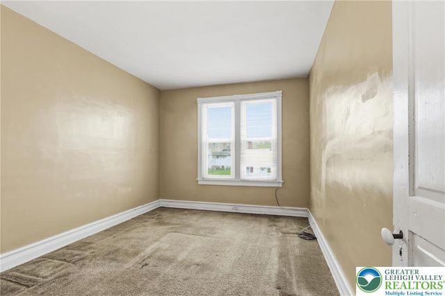 45 E Cumberland, Allentown City, PA 18103