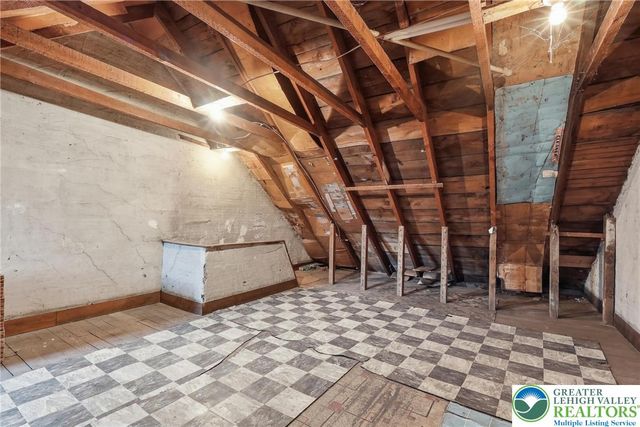 45 E Cumberland, Allentown City, PA 18103