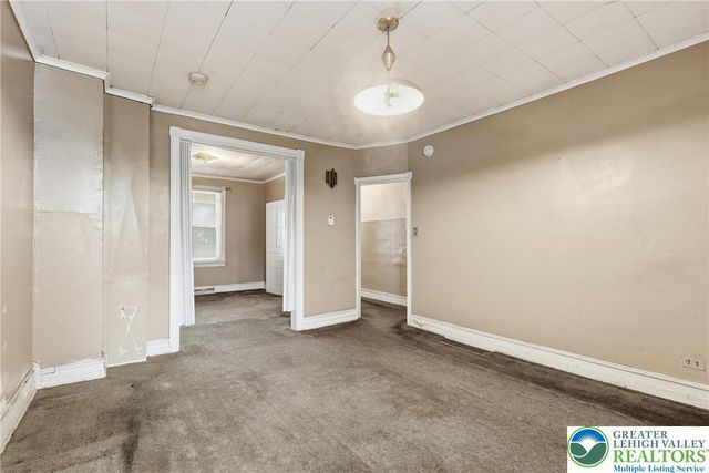 45 E Cumberland, Allentown City, PA 18103