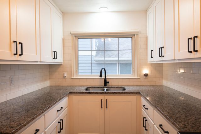 207 Lake Avenue, Worthington, MN 56187