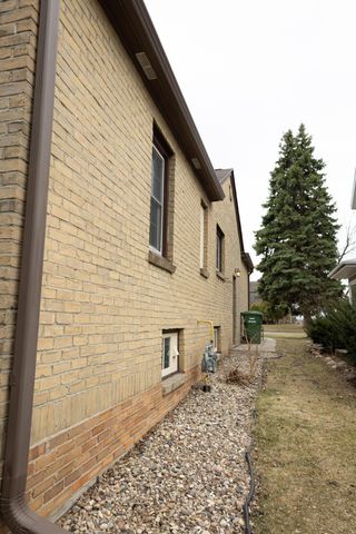 207 Lake Avenue, Worthington, MN 56187