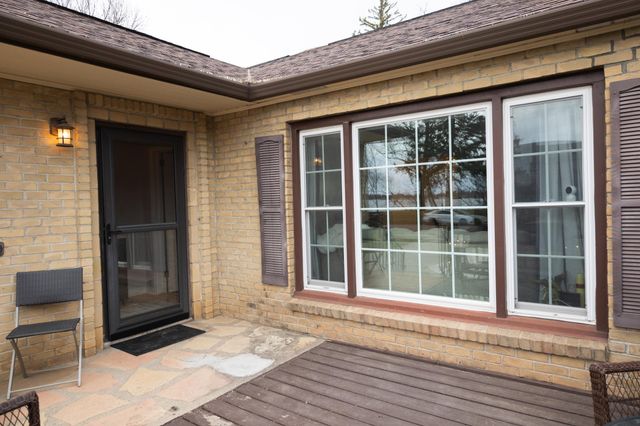 207 Lake Avenue, Worthington, MN 56187